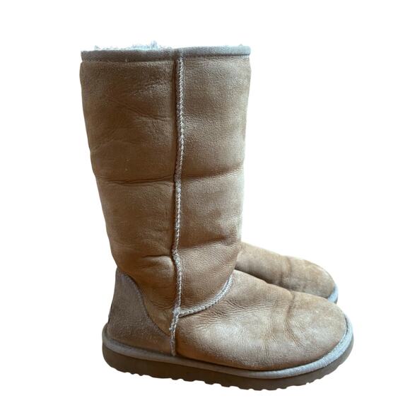 UGG Australia classic calf height light brown suede winter womens boots SIZE 6 - Picture 1 of 8